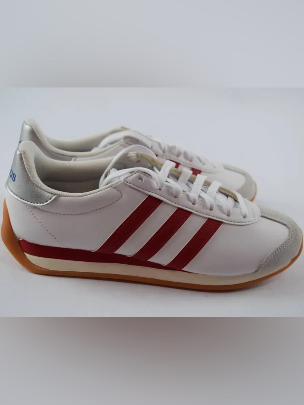 Adidas White Sneakers with Red Three Stripes Runvista Halo model : k16037 - Picture 4 of 12